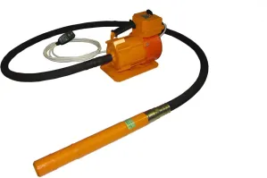 Попугай судорожно пытался помочь хозяевам размешать кофе