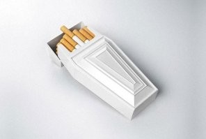 Как-то вызвало сомнение, что какой-то производитель будет использовать подобную упаковку (22).  Социальная реклама (анти), наверное?