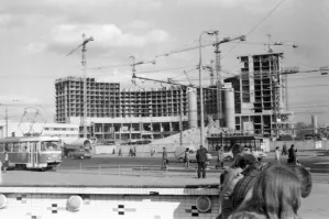 Как сейчас выглядит гостиница "Космос", которая была построена к Олимпиаде-80