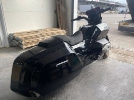 Говорят было выпущено две штуки.