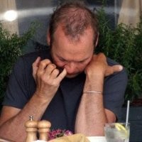 Ковырялся в носу и получил штраф 1500 рублей