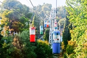 Да, ее не приводили в порядок в Украине похоже со времен СССР. Сейчас она так выглядит.