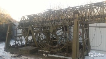 Заброшенный бункер станции наблюдения и связи на горе военного острова Аскольд