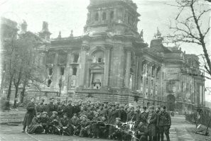 Небольшая добавка к первому посту: Берлин 1945