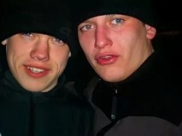 У них парни есть