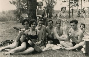 5 швейная фабрика им. Профинтерна 1957 г.