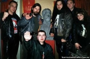 Интересный жест, правда же?
Пионерский салют, не иначе, да?