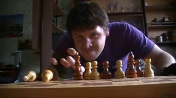 Демотиваторы:"На работу надо идти так, чтобы она тебя боялась!"