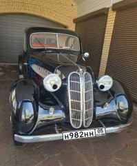 На продажу выставили раритетный BMW с двигателем от Приоры и подвеской от Нивы