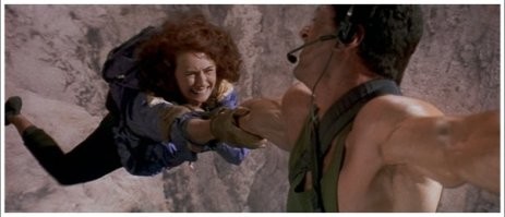 Женщина упала с зиплайна в Италии