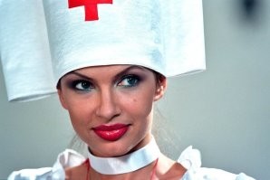 Вздор! Раньше была Эвелиночка....