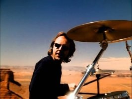 Был! Пока эти ребята его не закрыли!