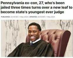 В штате Пенсильвания трижды судимого негра другие негры избрали на должность судьи. Уголовнику всего 27 лет, но он уже очень хорошо разбирается в юриспруденции. Так же он стал самым молодым судьей штата за всю его историю. 

Пиндосы сами себя сожрут, своей  толерантностью.