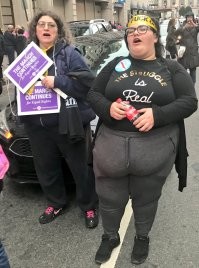 а это те, кто ее критиковали...