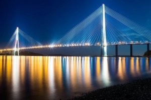 Свое, конечно, не покажем. Хотя один Санкт-Петербург чего стоит.