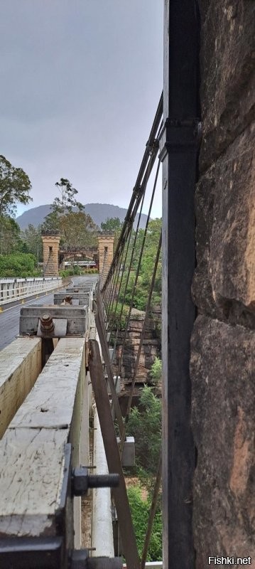 Кампден бридж, Kangaroo Valley,  NSW, AUSTRALIA. Функционирующий деревянный, подвесной мост,