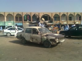 Суровый африканский грузовик