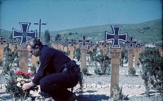 Этим тоже не повезло родиться в 1900-1920хх