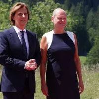 Политический мониторинг (324)