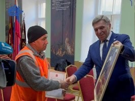а минусят безнациональные вешалки для бороды?