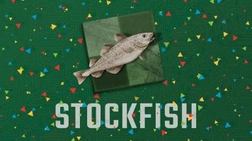 Уже сейчас шахматные программы мало чем уступают человеку.
Stockfish это один из самых мощных шахматных движков.
Достижения Stockfish впечатляют. До 2020 года он выиграл восемь чемпионатов Top Chess Engine Championship (TCEC). Stockfish также доминировал на Чемпионатах Chess.com по компьютерным шахматам с 2018 года, выиграв первые шесть турниров и другие.
Stockfish является движком с самым высоким рейтингом согласно списку компьютерных шахматных рейтингов (CCRL). И программы не стоят на месте.
Так LeelaChessZero (LC0)  победила Stockfish. Еще можно вспомнить знаменитую AlphaZero.
Средняя сила хода компьютера гораздо выше человеческого. Плюс никаких зевков допустить они не могут. В программы заложены базы эндшпилей. Расчет ходов гораздо глубже, чем у человека.