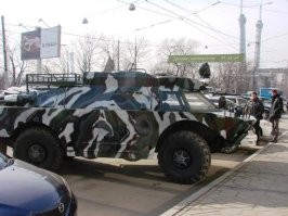 Как не крути самый лучший автомобиль - "бардачок".  И пох, что пулеметов нету, зато защита от дорожных допоЁппов хорошая