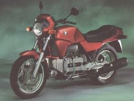 Так уж и первый в мире?
А BMW К-100 от 1979 года уже не считается?