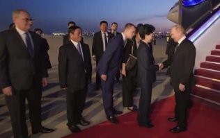 «Похожи на наши Москвичи»,   Путин похвалил китайский автопром по прилете в Пекин