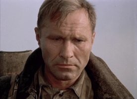 Советский фильм "Они сражались за Родину". Василий Шукшин умер во время съемок. Вместо него доснимался Юрий Соловьев. Озвучивал Игорь Ефимов.