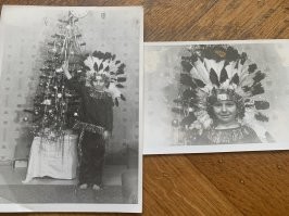 Когда был фильм про чингачгука я был на НГ индейцем , когда были 3 мушкетера я был бы л мушкетером ,  мать шила мне эти костюмы ,  кстати про индейцев я тогда не понял где она столько перьев надрала :)