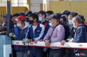 Минюст ликвидировал узбекскую общину Волгоградской области. Соответствующее решение вынес Городищенский районный суд. Основанием стало сокрытие организацией доходов из-за рубежа, а также отчетов об использовании этих средств.

Всё четко. Диаспоры занимаются политической деятельностью? Безусловно. Финансируются из-за рубежа? Разумеется. Какое там у нас определение «иностранного агента»?
