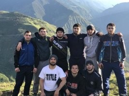...объединены в некий орден, имеют куратора и в чатах обсуждают...
Однако чот на этих объединенцев в ГосДуме не возбуждаются и не запрещают...