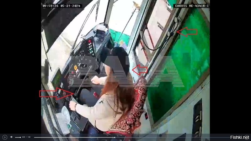 А не кого не смущает видео из кабины трамвая на 35 секунде?