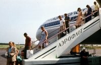 Куда хочешь и за вменяемые деньги.
А по студенческому вообще халява...