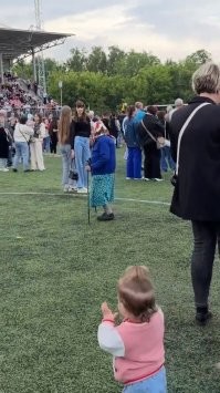 Несколько поколений в одном кадре. Эпичненько.