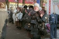 Охренеешь так стоять...