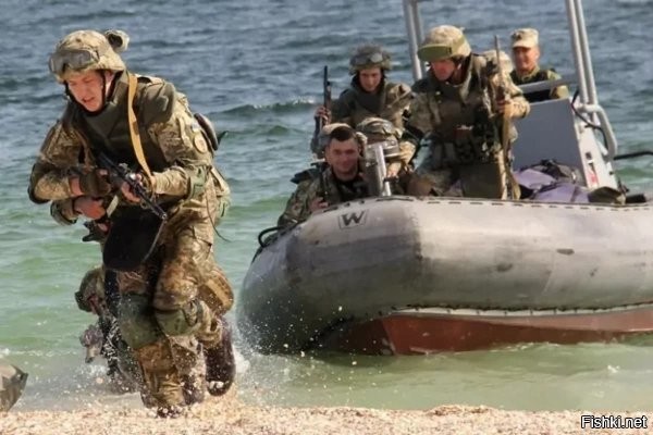 Две лодки с украинским десантом отправились кормить раков



Вооруженные силы России уничтожили у села Днепряны в Херсонской области две украинские десантные лодки с экипажами и личным составом общей численностью около взвода. Об этом заявил боец группировки войск «Днепр» ВС РФ с позывным «Малой», передает РИА Новости.

«ВСУ была предпринята попытка высадиться на стороне Днепрян, но наши войска достойно их встретили и у них не получилось высадиться. Наши встретили (их)   и АГСами накрыли, и минометами»,   заявил он.

Десант противника был уничтожен полностью. Численность ликвидированного подразделения противника приблизительно равнялась взводу, добавил «Малой».



С тупым упрямством ВСУ продолжают пытаться высадить десант в наш тыл.