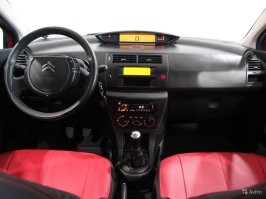 Ситроен на модели С4 уже придумывал ступицу не крутящуюся именно для того, чтобы подушка всегда правильно стреляла! Но потом маркетинг все вернул.