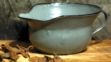 А вот такой надо Шольцу подарить...