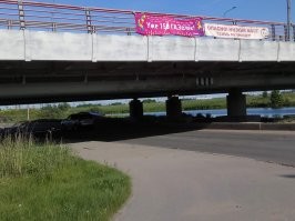 Парень пережил превращение своего автомобиля в «кабриолет»