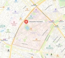 Ты с кем спорить собрался, чучело?!
"Патрики" это район и в него всё это дерьмище входит.