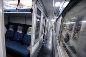 Там и в самом деле есть купе, выглядит примерно так