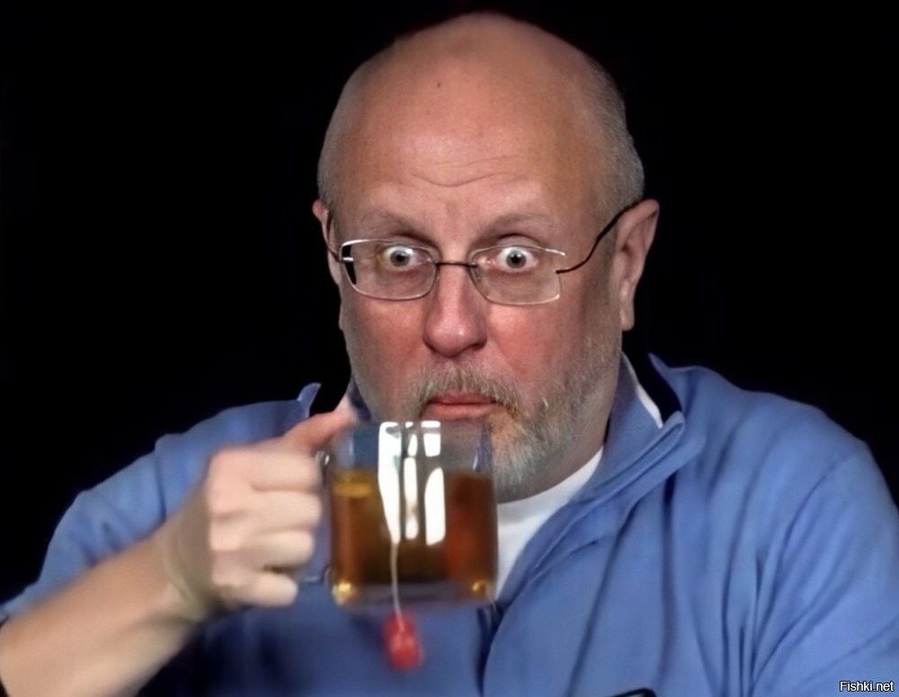 "Я вышла ругаться на него в подъезд": девушки рассказали, как и где встретили будущих мужей