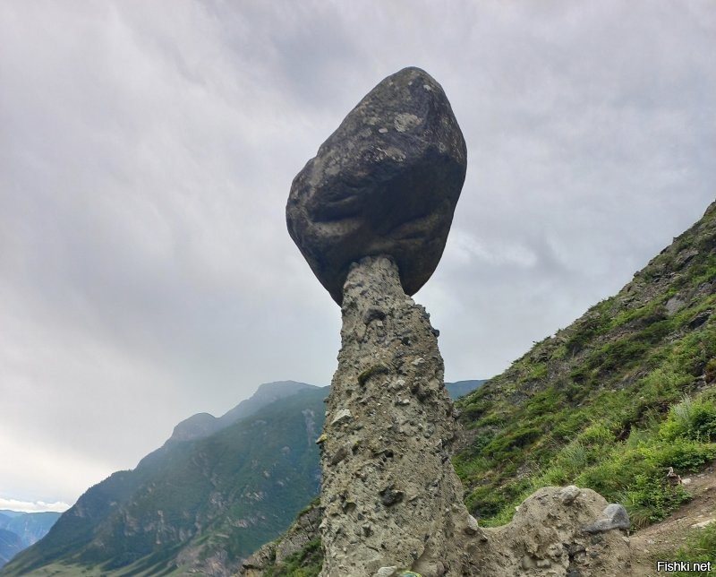 Горный Алтай. 
Долина реки Чулышман.