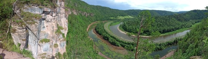 Розовые скалы, Республика Башкортостан.

Редиски сегодня скинули.
-Почему редиски?
-Потому что меня там нет..