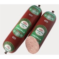 Агрессивная корова напала на женщину в Индии