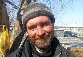 Новая жизнь: для "честного" бездомного собрали 34 тысячи евро за день