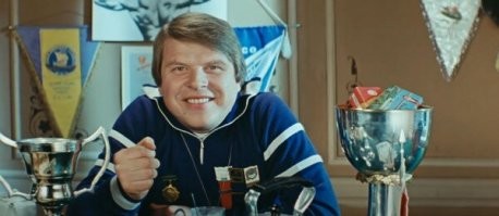 Гири, штанги, тренажёры, то ли дело коньки.