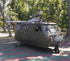 «Авто-монстры»: самые страшные преображения машин, которые придумали их владельцы