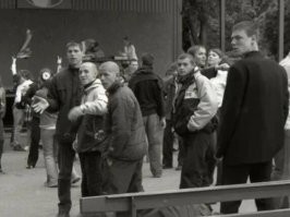 судя по опубликованному фото, "чёткие" фотографа не догнали, но желание это сделать читается в их глазах, и жестах: